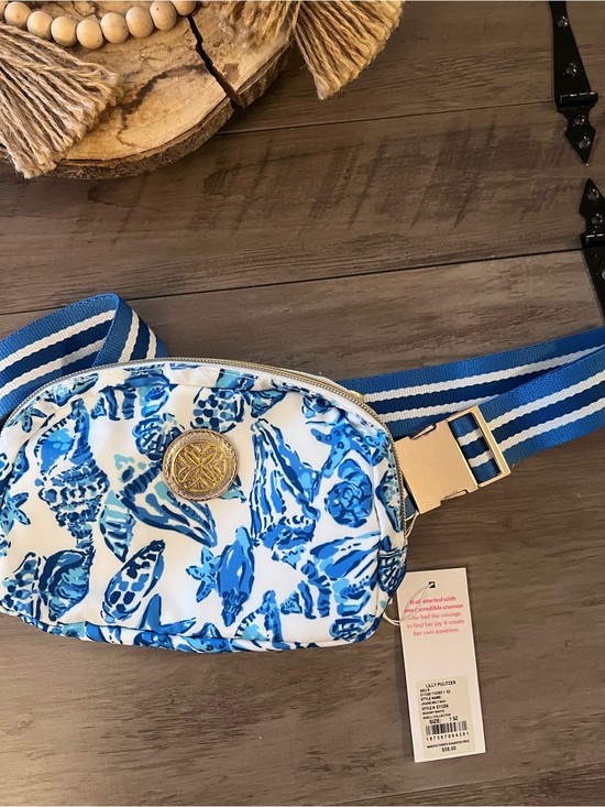 Lilly Pulitzer Handbags - Lilly Pulitzer Blue & White Shell-Print Belt Bag with Gold Charm